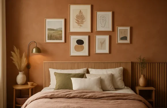 Zo laat je je slaapkamermuur stralen met kleur, behang en kunst